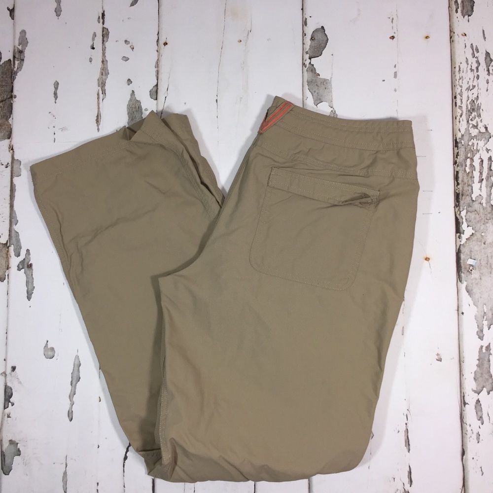 North face nylon pants or capris 8